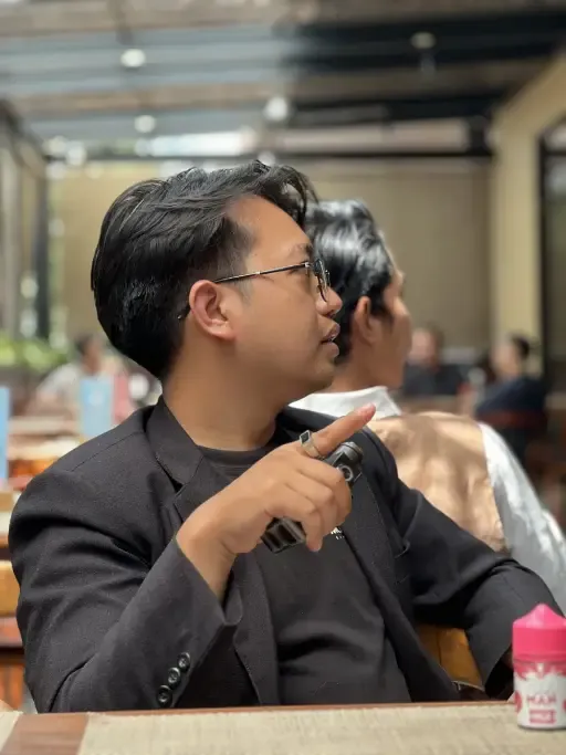 Muhammad Rizki Wahyudi, fullstack developer based in Bogor, Indonesia
